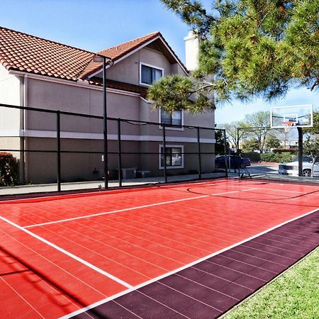 Residence Inn Dallas Las Colinas Irving Bagian luar foto