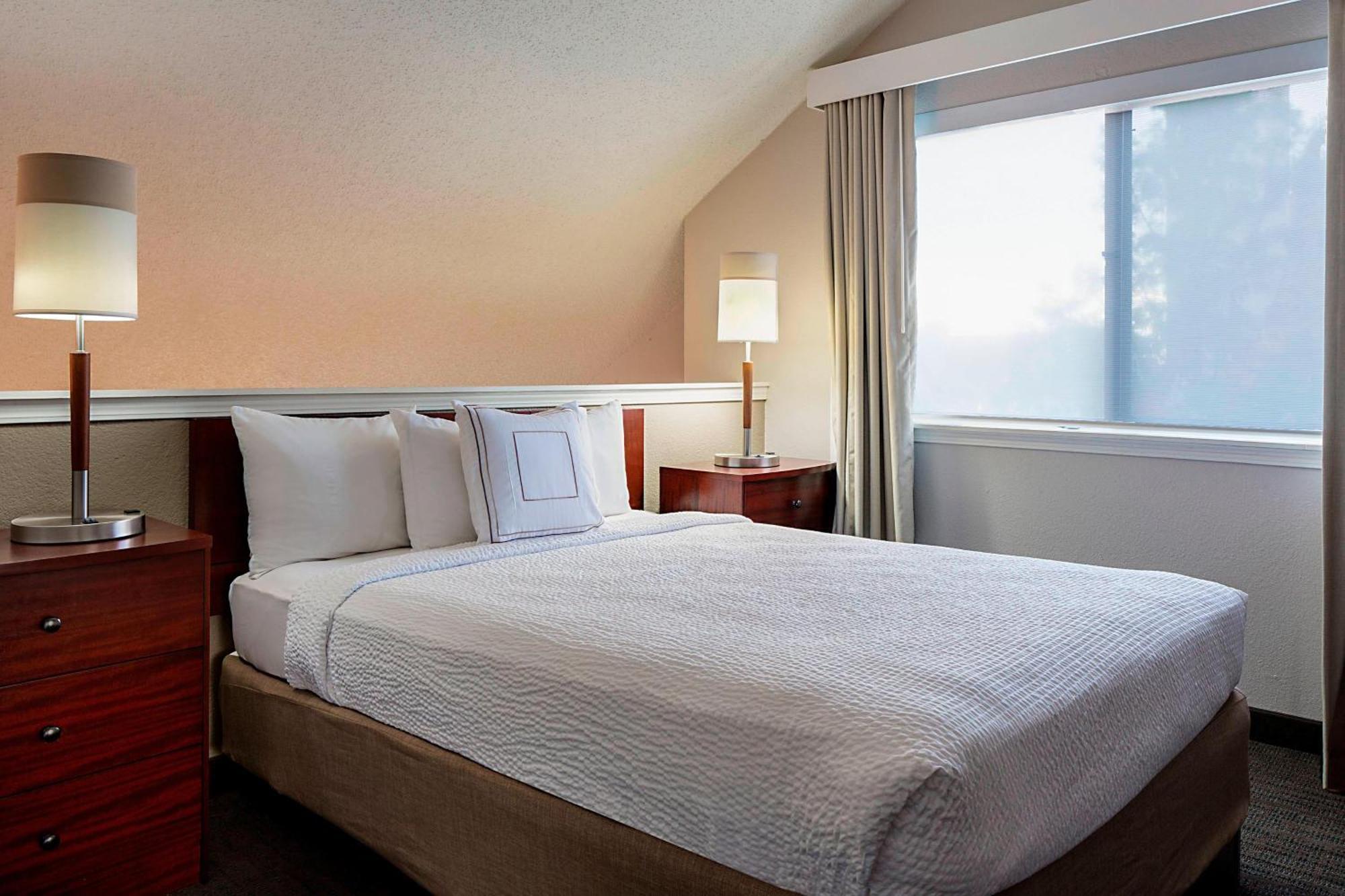 Residence Inn Dallas Las Colinas Irving Bagian luar foto